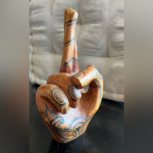 Solid wood tattooed hand 10”  fingers crossed - Picture 6 of 7